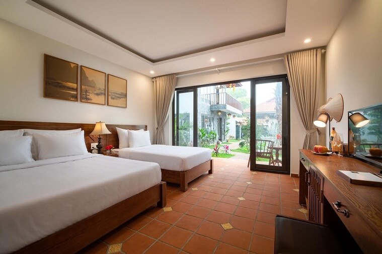 Grand Deluxe Family Garden view